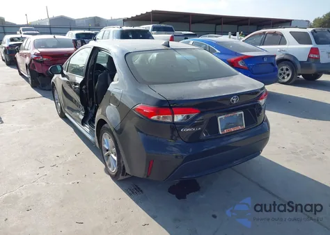 2021 Toyota Corolla Le z USA, uszkodzony, nr VIN JTDVPMAE7MJ167460